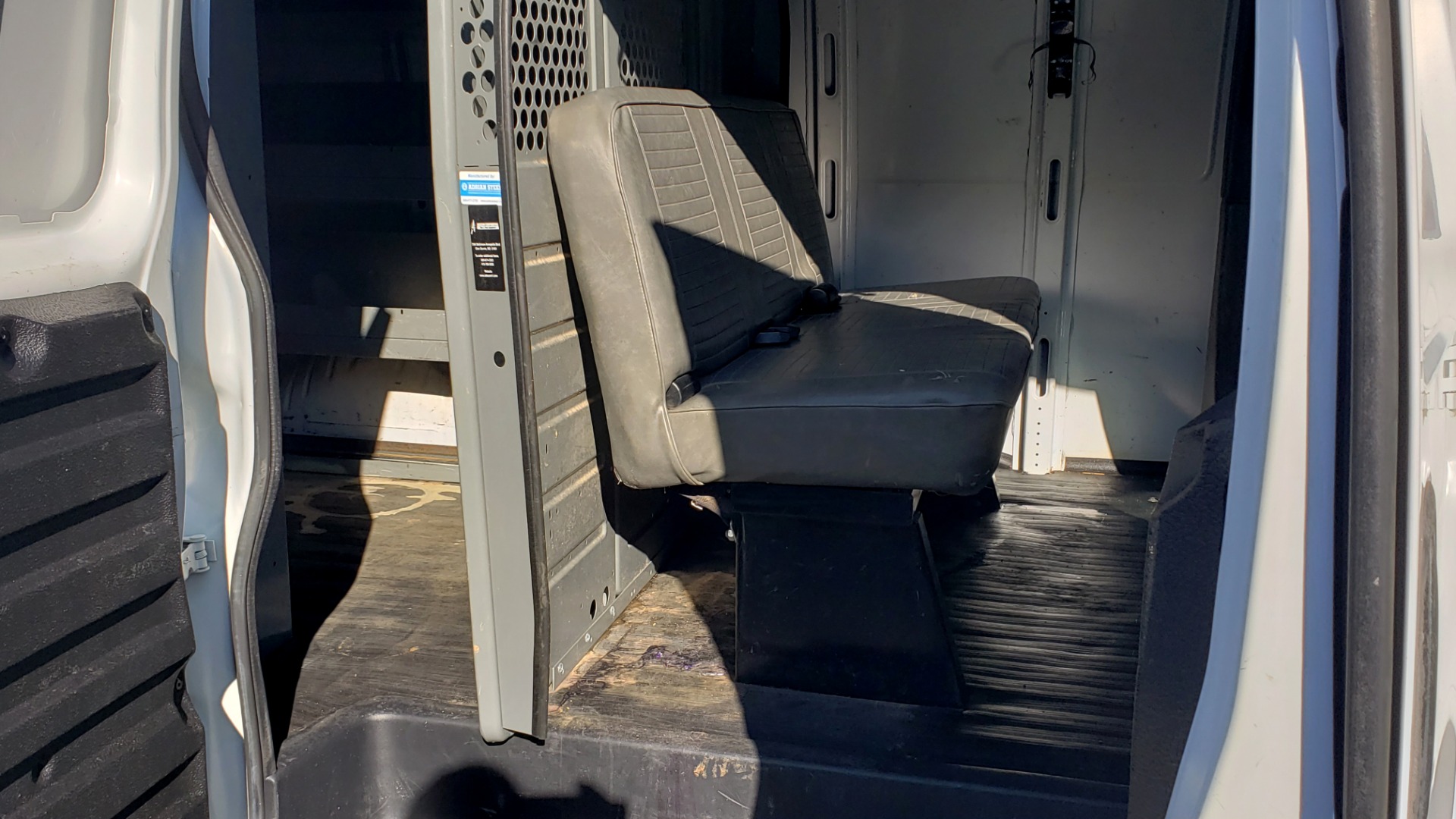 Used 2012 Chevrolet EXPRESS WORK VAN 1500 / 135 WB / 4.3L V6 / 4-SPD AUTO / ROOF RACK for sale Sold at Formula Imports in Charlotte NC 28227 10