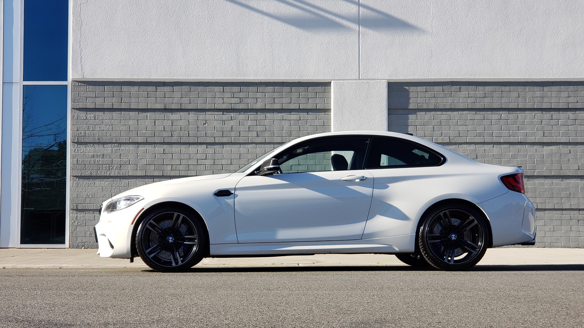 Used 2017 BMW M2 COUPE / MANUAL / EXEC PKG / NAV / WIFI / PDC / REARVIEW for sale Sold at Formula Imports in Charlotte NC 28227 3