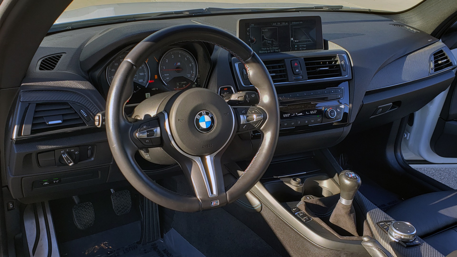 Used 2017 BMW M2 COUPE / MANUAL / EXEC PKG / NAV / WIFI / PDC / REARVIEW for sale Sold at Formula Imports in Charlotte NC 28227 37