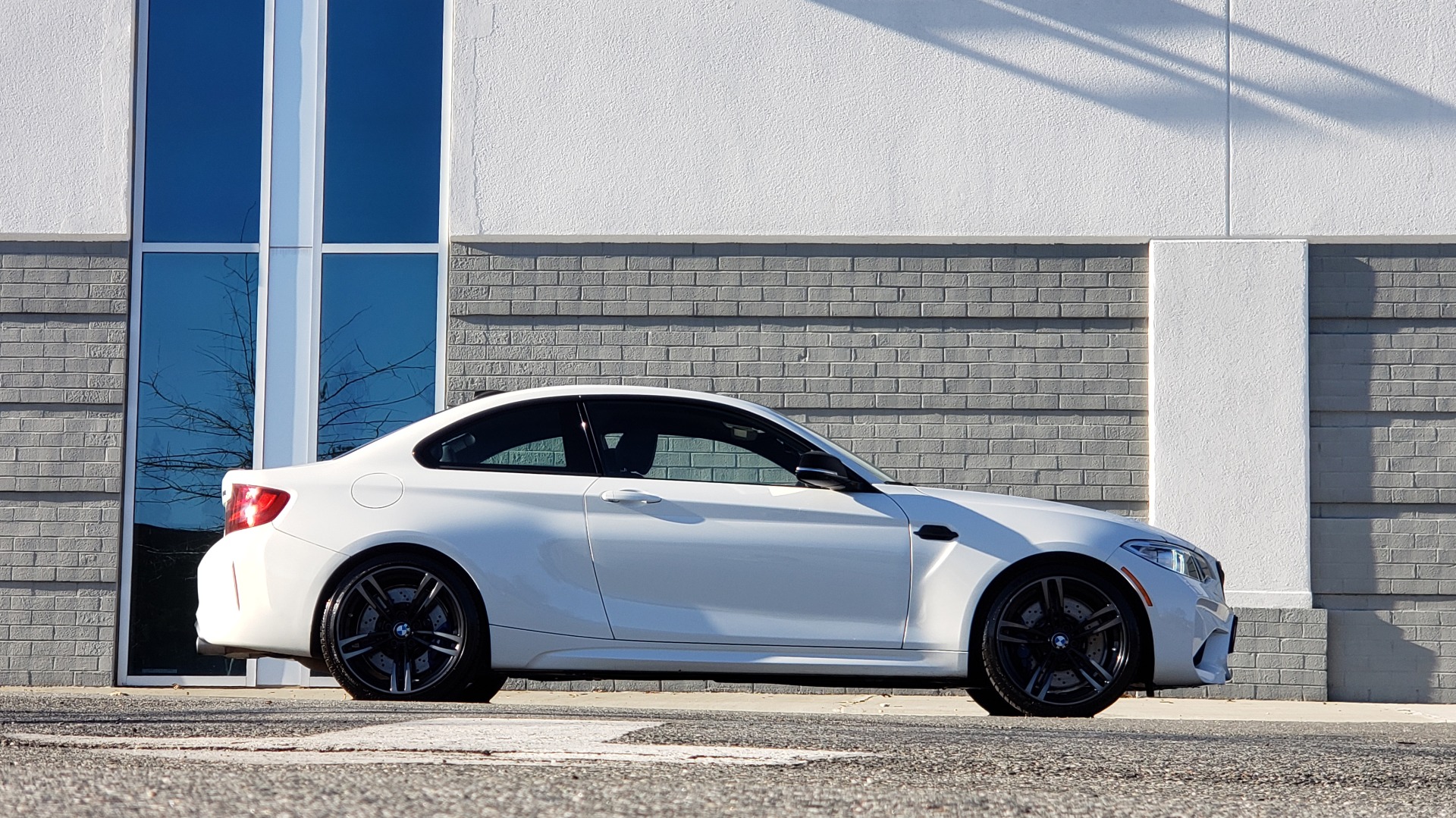Used 2017 BMW M2 COUPE / MANUAL / EXEC PKG / NAV / WIFI / PDC / REARVIEW for sale Sold at Formula Imports in Charlotte NC 28227 7
