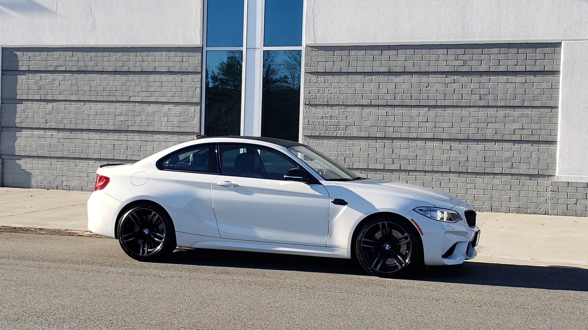 Used 2017 BMW M2 COUPE / MANUAL / EXEC PKG / NAV / WIFI / PDC / REARVIEW for sale Sold at Formula Imports in Charlotte NC 28227 8