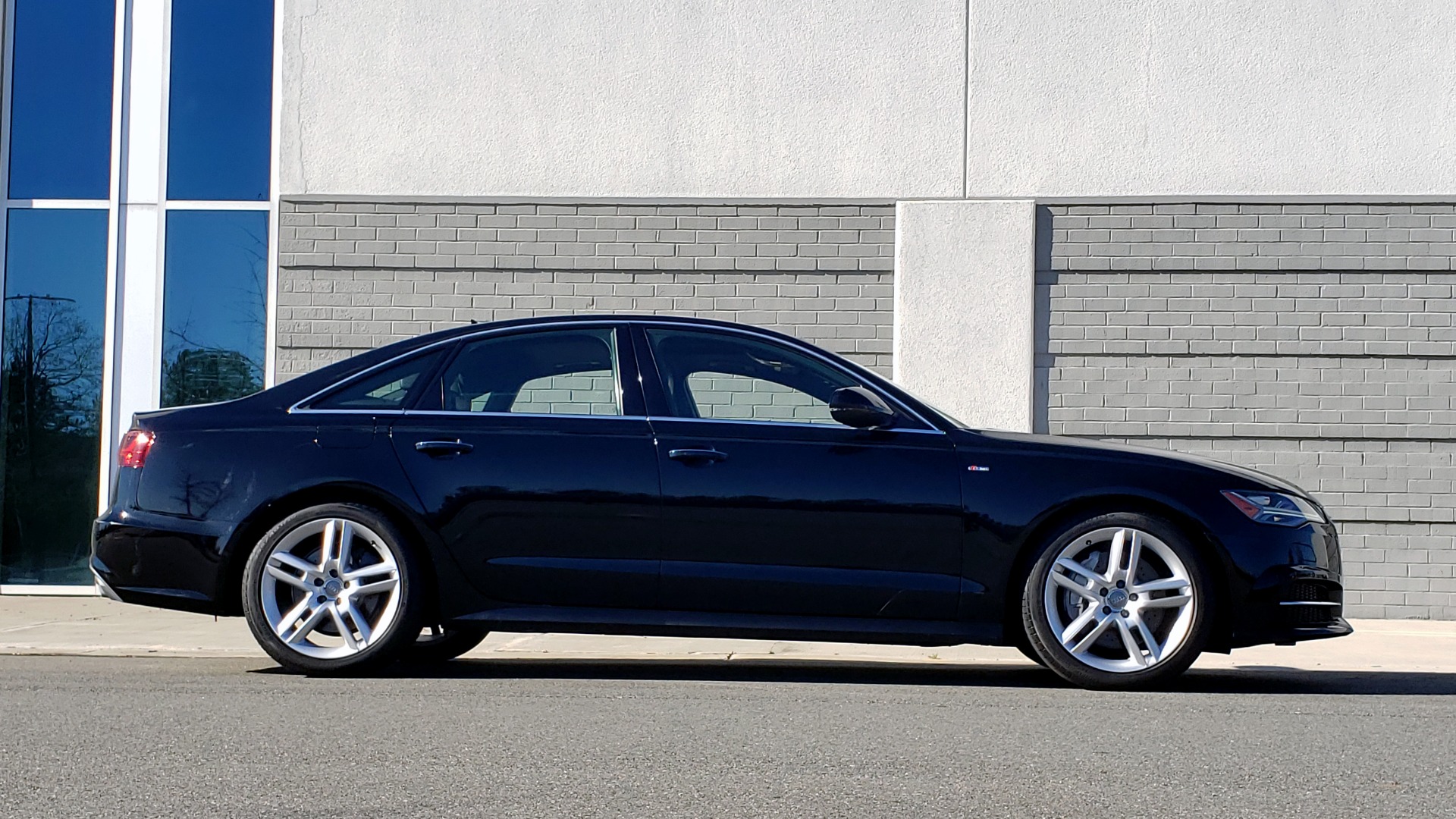 Used 2016 Audi A6 2.0T PREMIUM PLUS / NAV / S-LINE / CLD WTHR / SUNROOF for sale Sold at Formula Imports in Charlotte NC 28227 5
