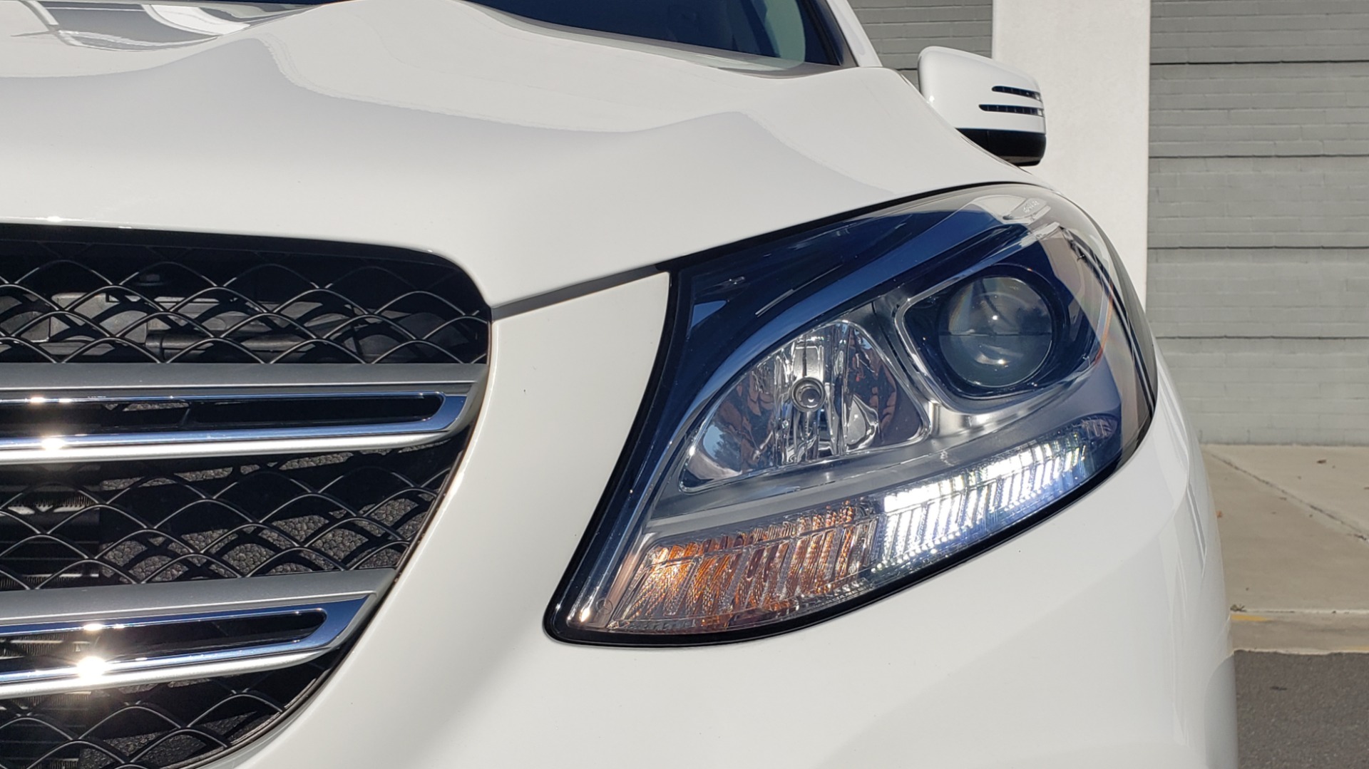 Used 2018 Mercedes-Benz GLE 350 4MATIC PREMIUM / NAV / H/K SOUND / REARVIEW for sale Sold at Formula Imports in Charlotte NC 28227 18