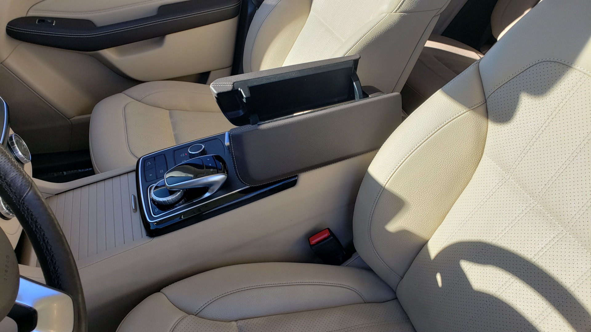 Used 2018 Mercedes-Benz GLE 350 4MATIC PREMIUM / NAV / H/K SOUND / REARVIEW for sale Sold at Formula Imports in Charlotte NC 28227 54