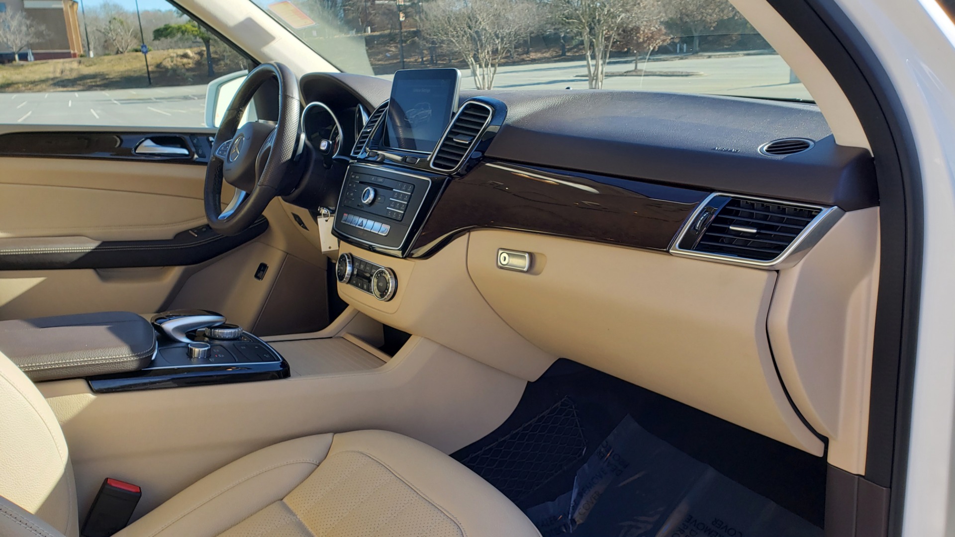 Used 2018 Mercedes-Benz GLE 350 4MATIC PREMIUM / NAV / H/K SOUND / REARVIEW for sale Sold at Formula Imports in Charlotte NC 28227 65