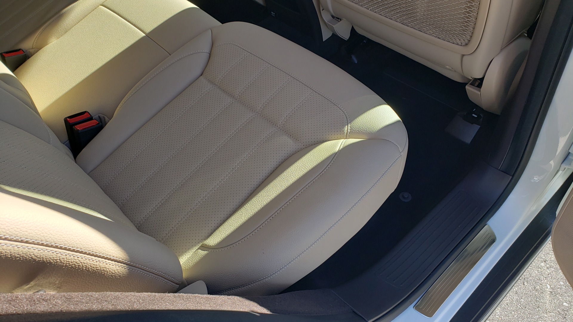 Used 2018 Mercedes-Benz GLE 350 4MATIC PREMIUM / NAV / H/K SOUND / REARVIEW for sale Sold at Formula Imports in Charlotte NC 28227 68