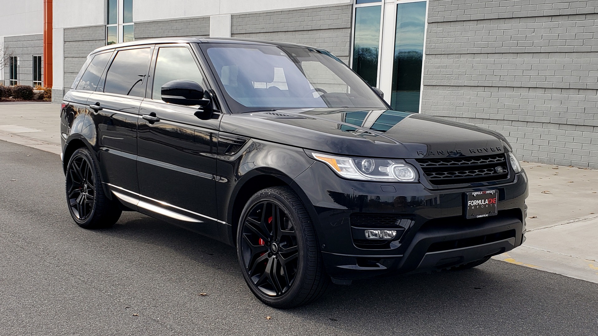 Used 2017 Land Rover RANGE ROVER SPORT HSE DYNAMIC / SC V6 / NAV / MERIDIAN / PANO-ROOF / REARVIEW for sale Sold at Formula Imports in Charlotte NC 28227 7