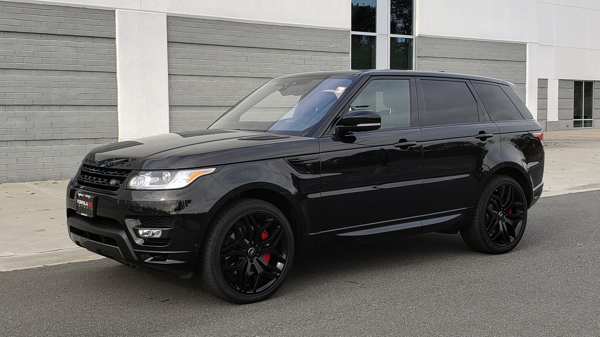 Used 2017 Land Rover RANGE ROVER SPORT HSE DYNAMIC / SC V6 / NAV / MERIDIAN / PANO-ROOF / REARVIEW for sale Sold at Formula Imports in Charlotte NC 28227 99