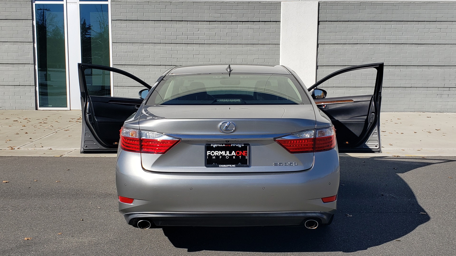 Used 2015 Lexus ES 350 LUXURY PKG / NAV / BSM / LCA / PARK ASSIST / REARVIEW for sale Sold at Formula Imports in Charlotte NC 28227 23