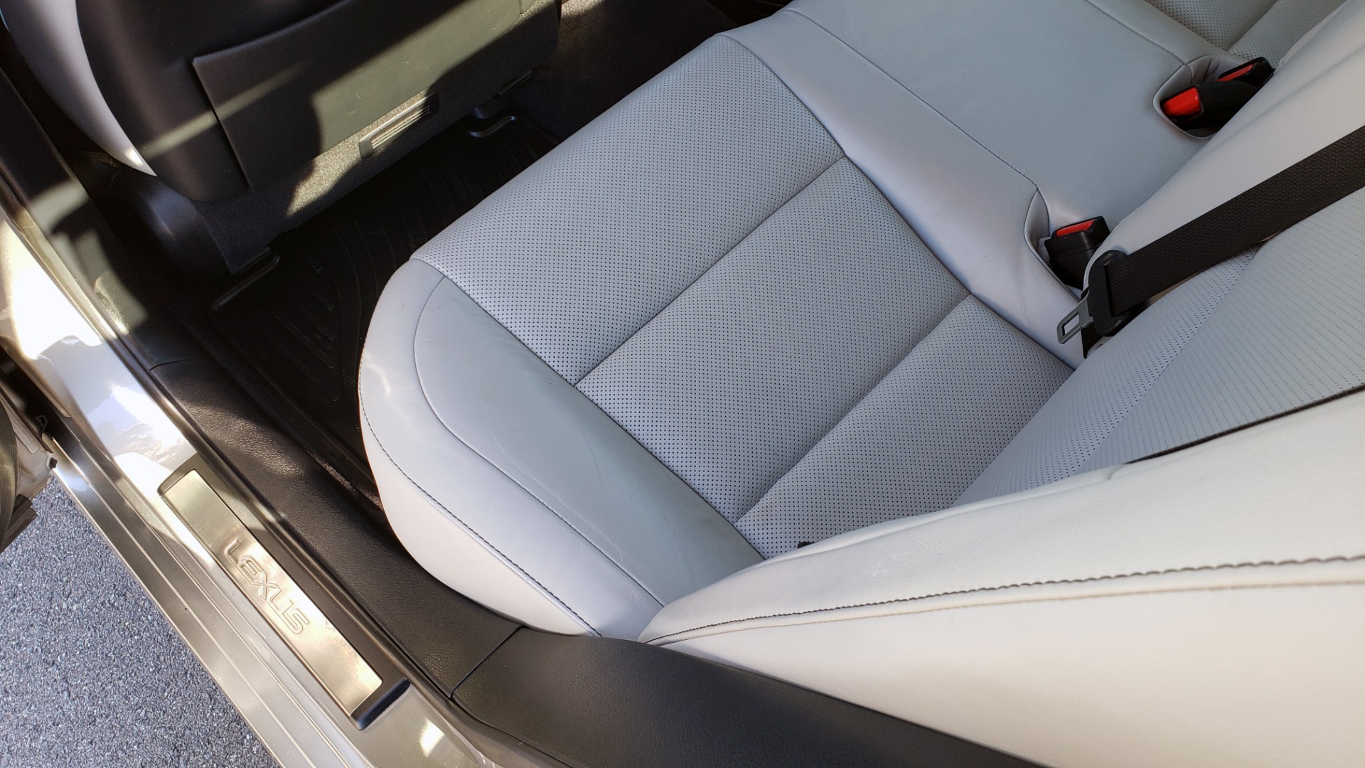 Used 2015 Lexus ES 350 LUXURY PKG / NAV / BSM / LCA / PARK ASSIST / REARVIEW for sale Sold at Formula Imports in Charlotte NC 28227 53