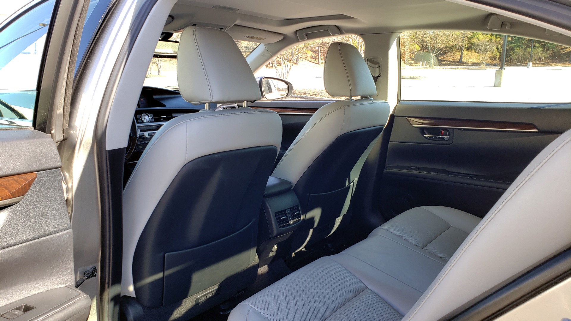 Used 2015 Lexus ES 350 LUXURY PKG / NAV / BSM / LCA / PARK ASSIST / REARVIEW for sale Sold at Formula Imports in Charlotte NC 28227 55